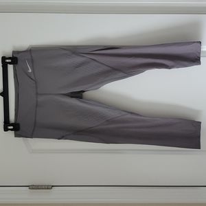 Nike Gray Dri-Fit Capris, Medium